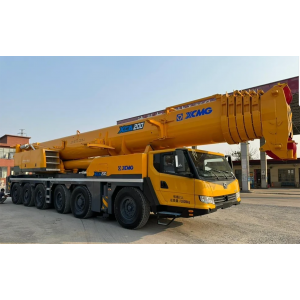 รถเครน XCMG 200 Ton Crane